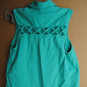 CUTE & PROFESSIONAL Teal Freebird buttonup